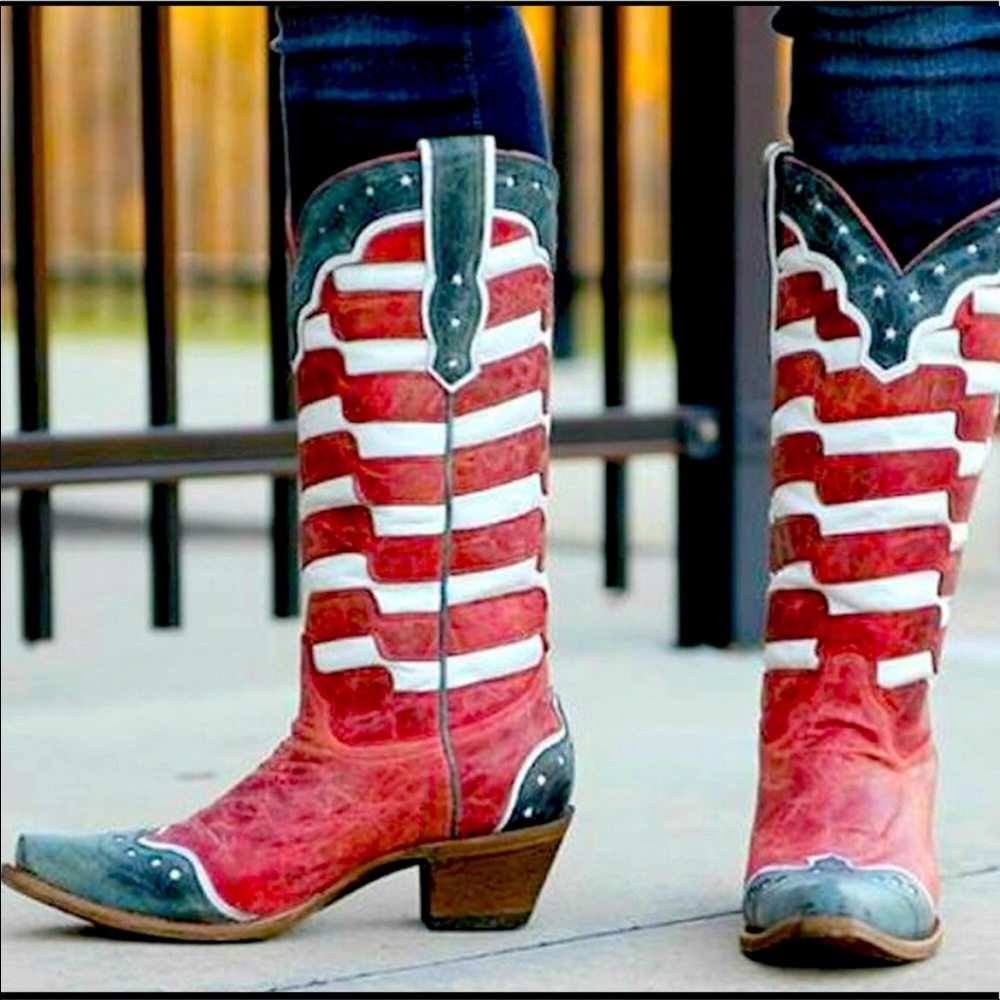 Lightly worn Red White and Blue Corral Boots 🇺🇸